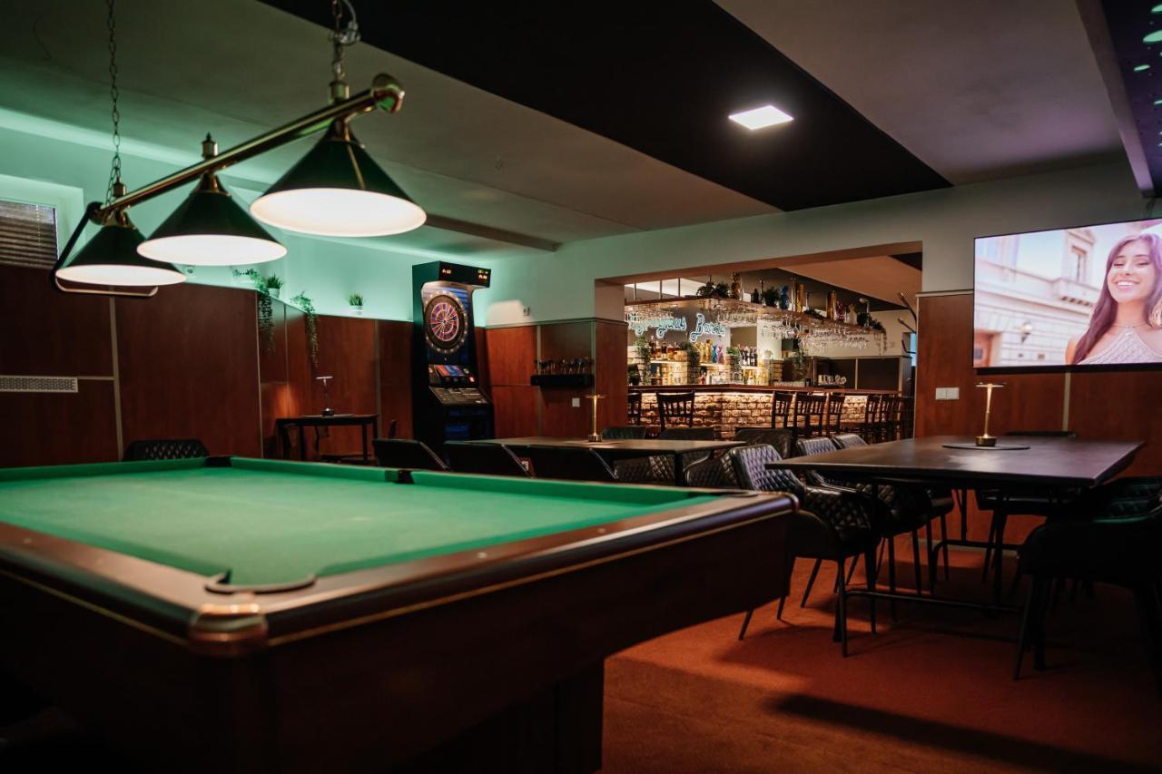 Butenas Hotel Tyla Birzai Ngoại thất bức ảnh